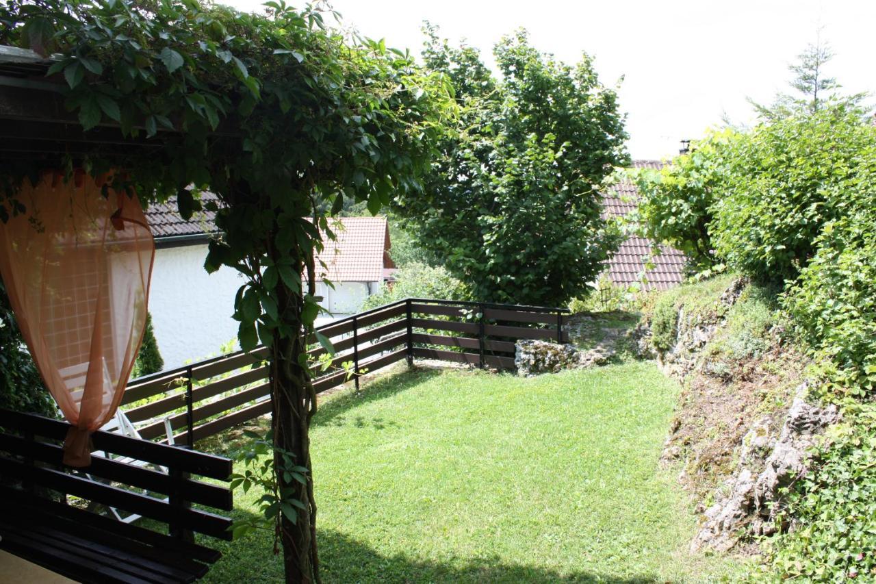 Ferienwohnung Im Gruenen โกสไวน์ชไตน์ ภายนอก รูปภาพ
