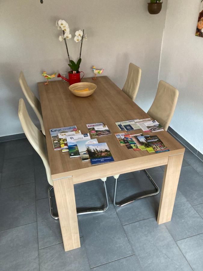 Ferienwohnung Im Gruenen โกสไวน์ชไตน์ ภายนอก รูปภาพ